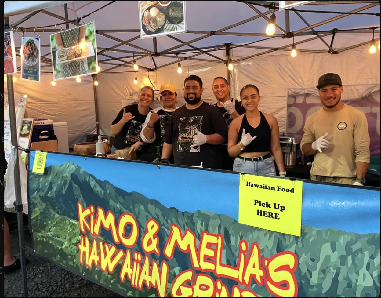 Kimo and Melias Hawaiian Grindz ohana team at Hilo Night Market